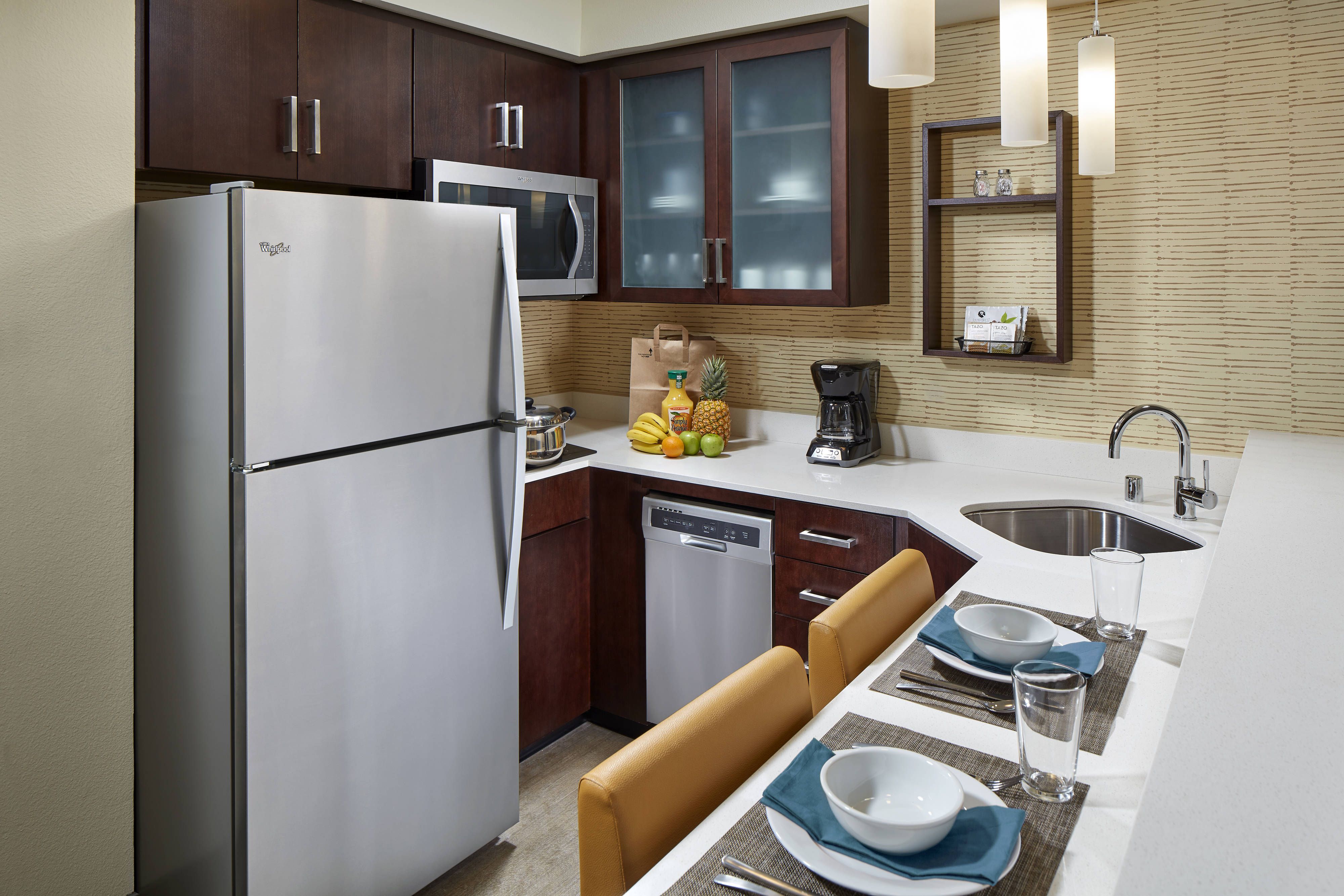 Aparthotel studio with kitchen and living space for a longer stay